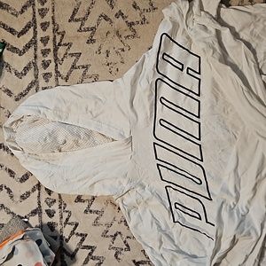 Puma Long sleeve hooded shirt